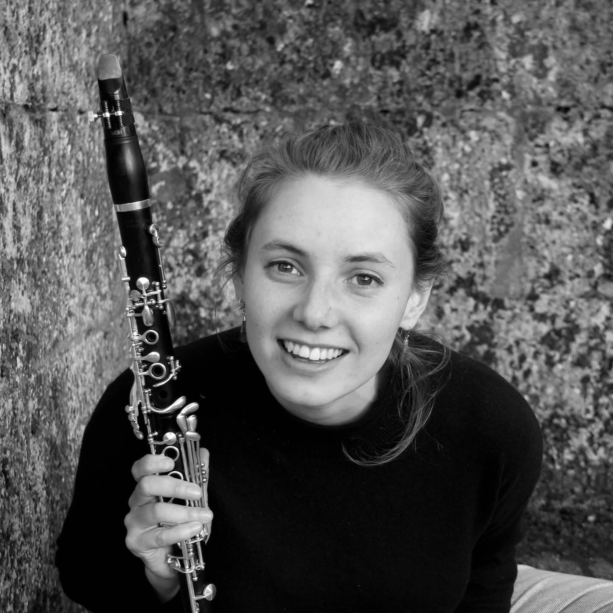 Portraitfoto von Lina Gronemeyer