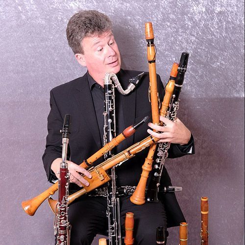 Bernhard Kösling mit Klarinetten