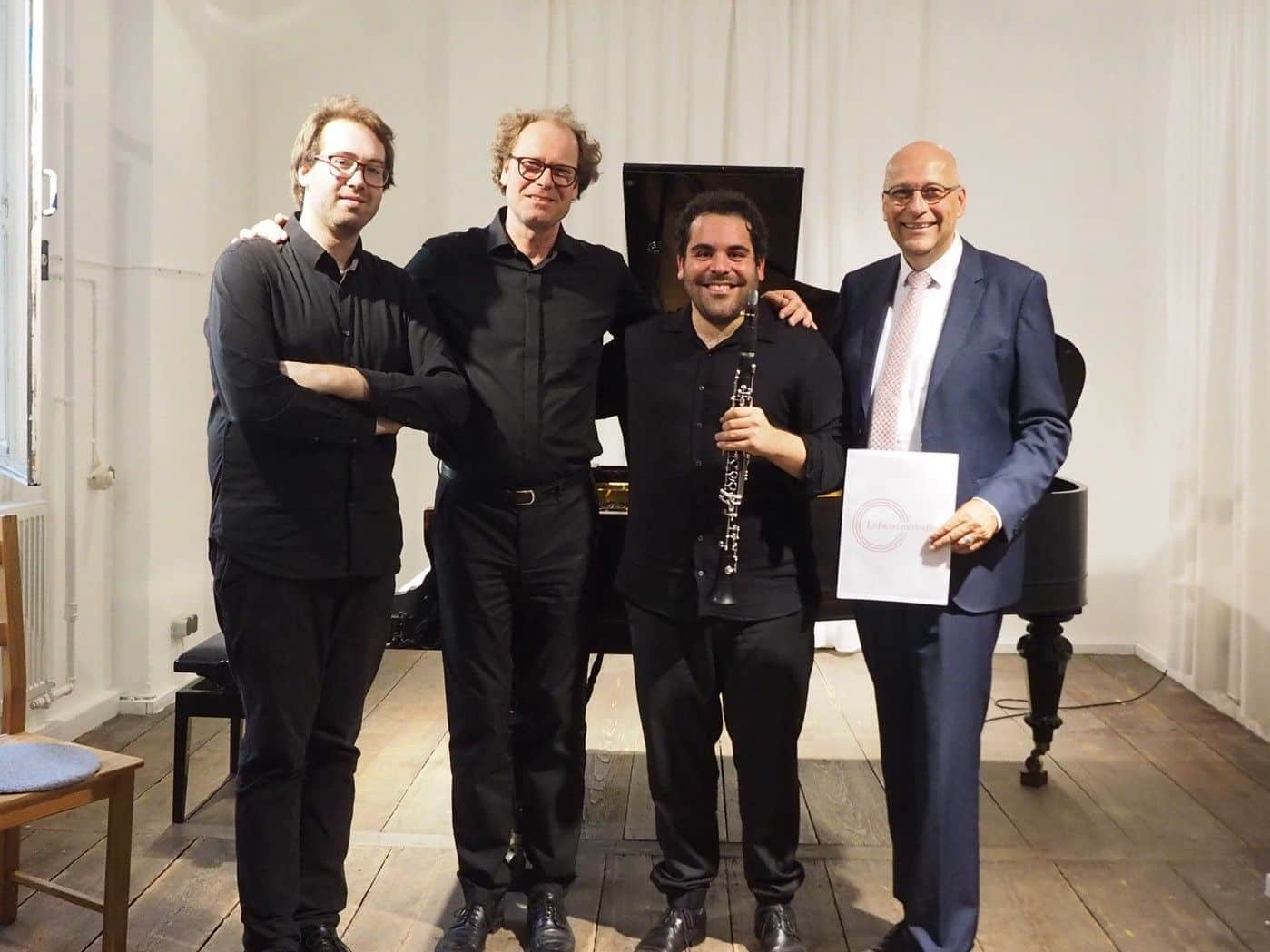 Das Projekt "Lebensmelodien" an unserer Hausmesse 2023. Nur Ben Shalom spielt Seggelke-Klarinetten Modell 1000 aus Grenadill und Leadwood.